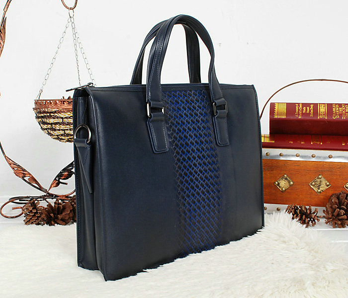 Bottega Veneta intrecciato VN briefcase B6031 royalblue&blue